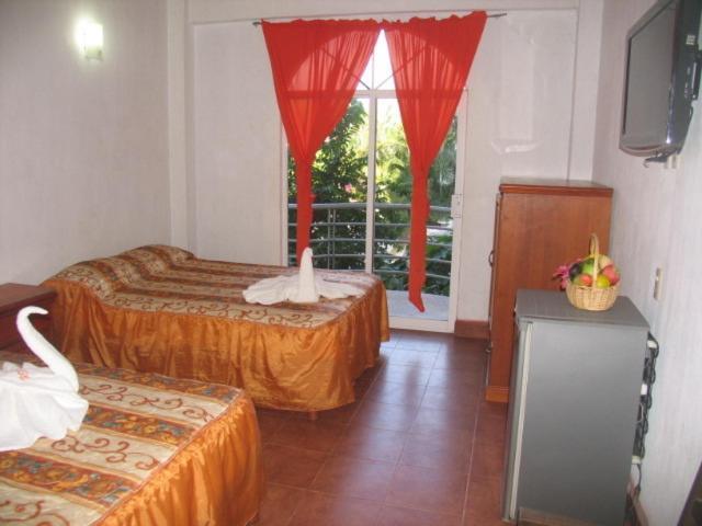 Hotel Y Suites Bugambilias Rincon de Guayabitos Phòng bức ảnh